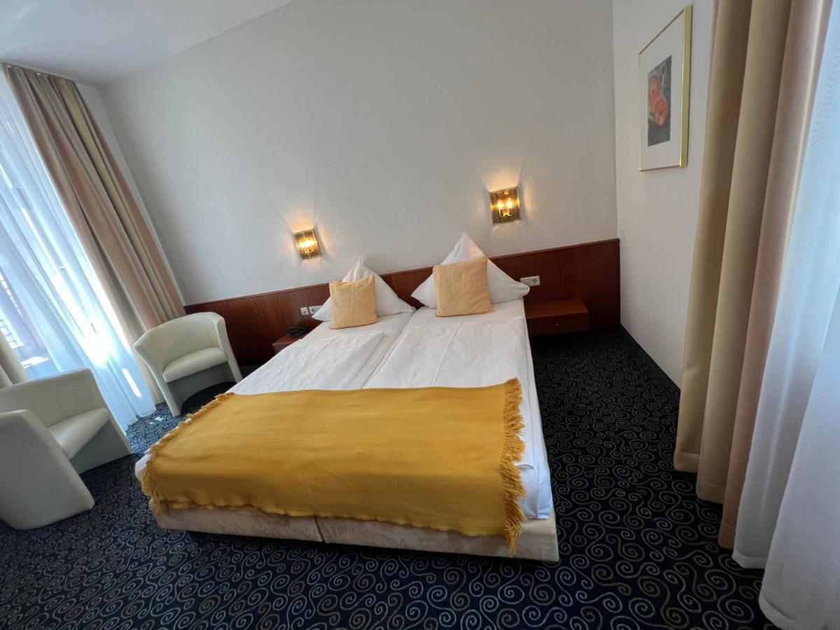 Stadthotel Costanza Esterno foto